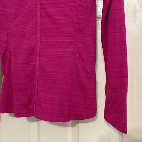 3/$15 Athleta running shirt - Picture 12 of 14